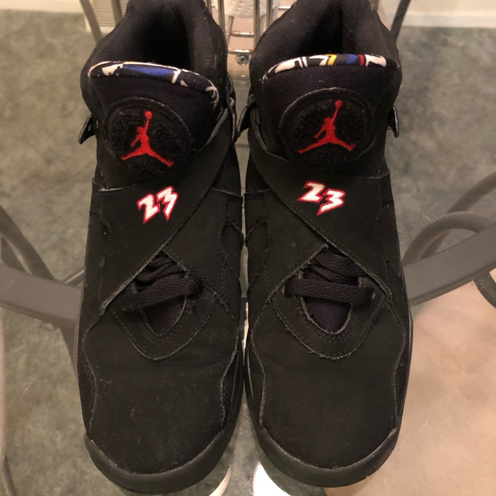 Jordans eight retro size 5 1/2 youth